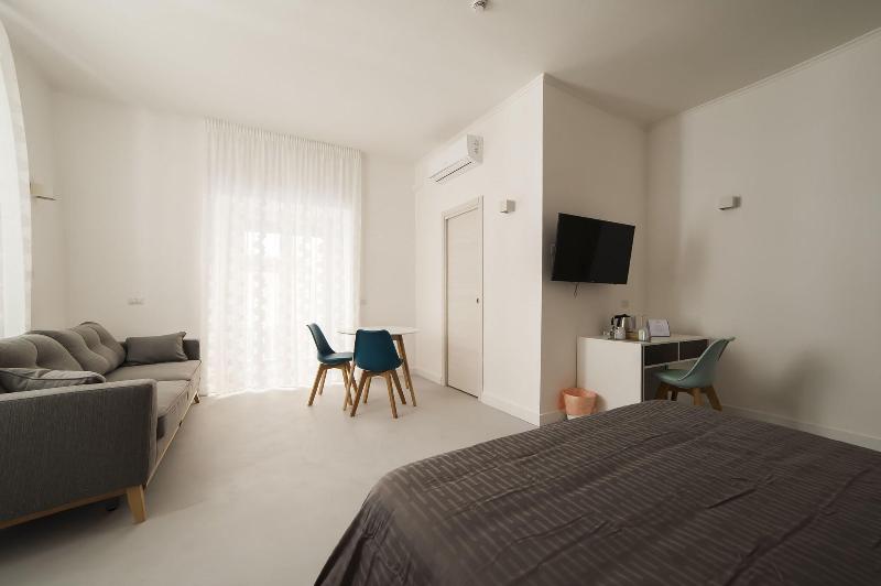 Dada Suite image