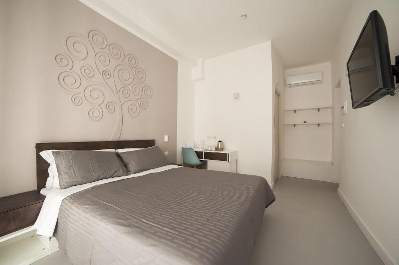 Dada Suite image