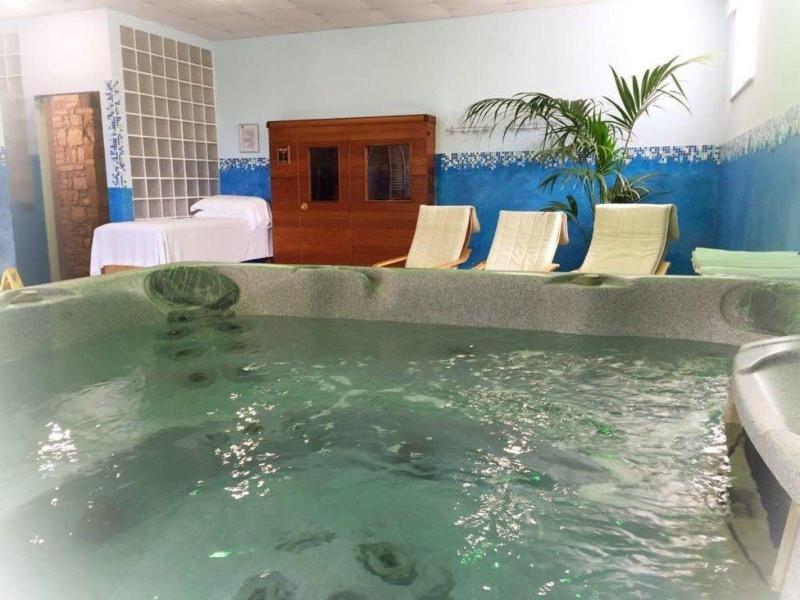 Hotel Ede image
