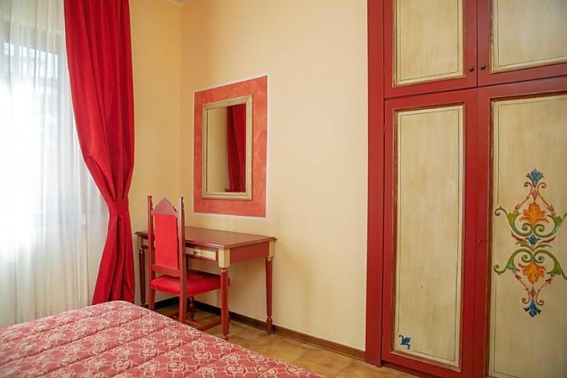 Hotel Fiordigigli image