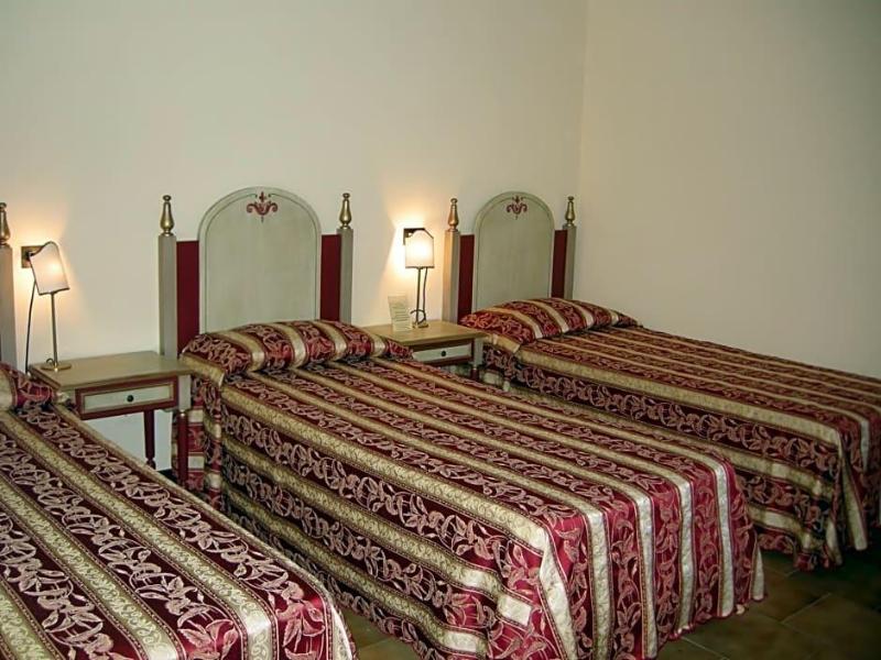 Hotel Fiordigigli image