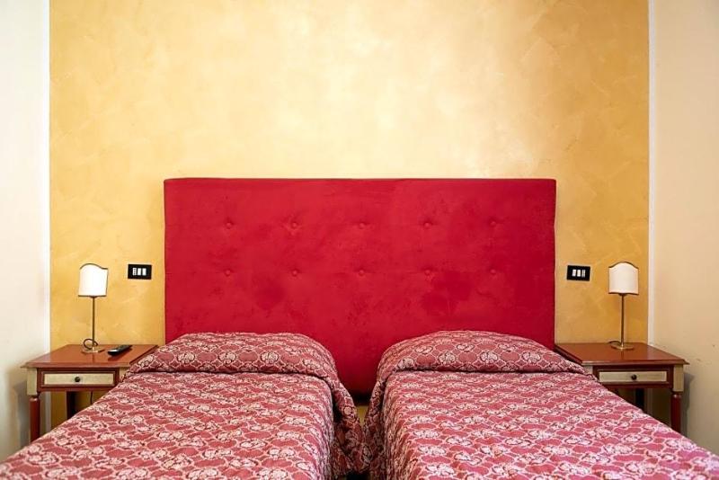 Hotel Fiordigigli image