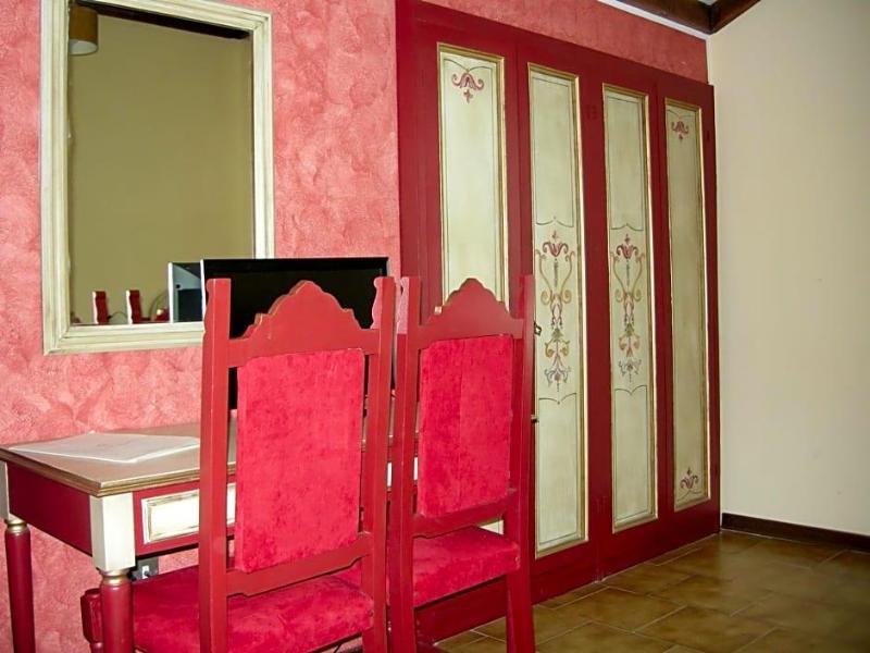 Hotel Fiordigigli image