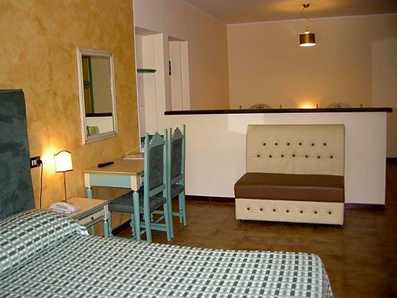 Hotel Fiordigigli image
