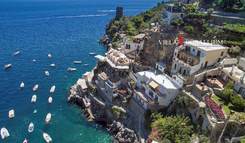 Villa Corallium image