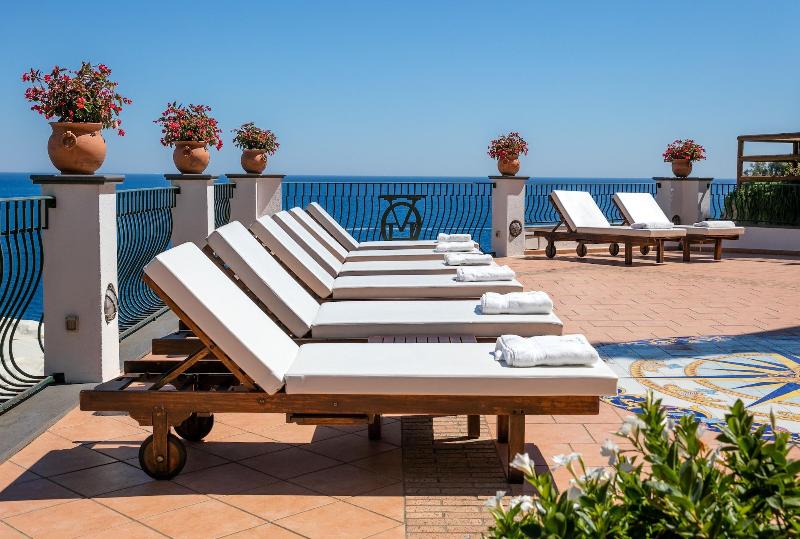 Villa Corallium image