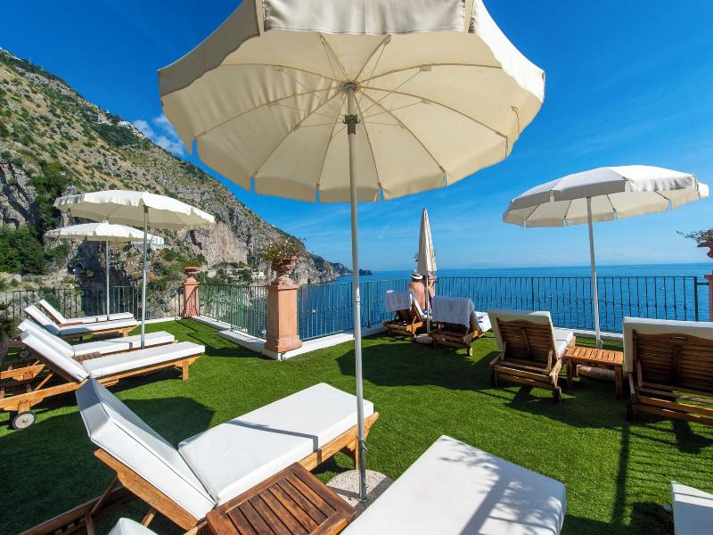 Villa Corallium image