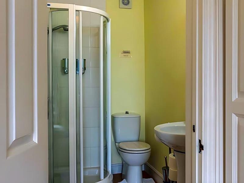 Lammas Park House image