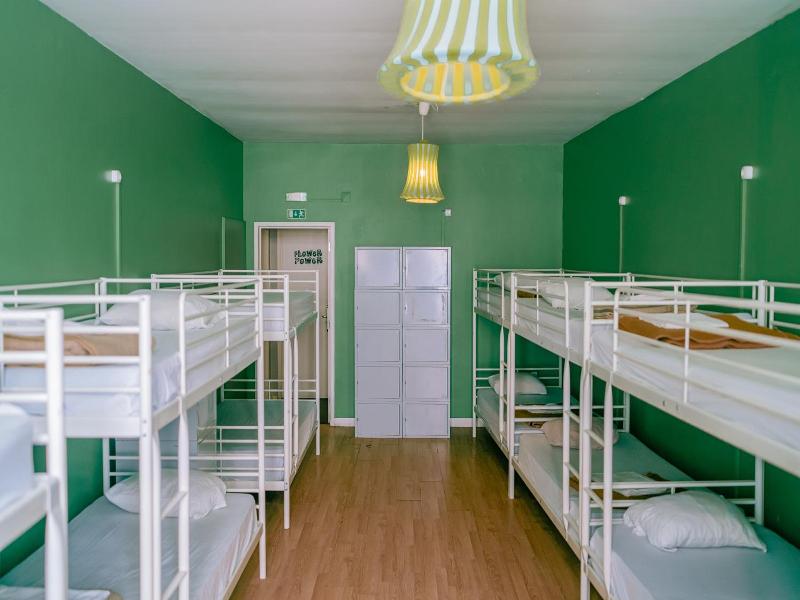 Urban Garden Hostel image
