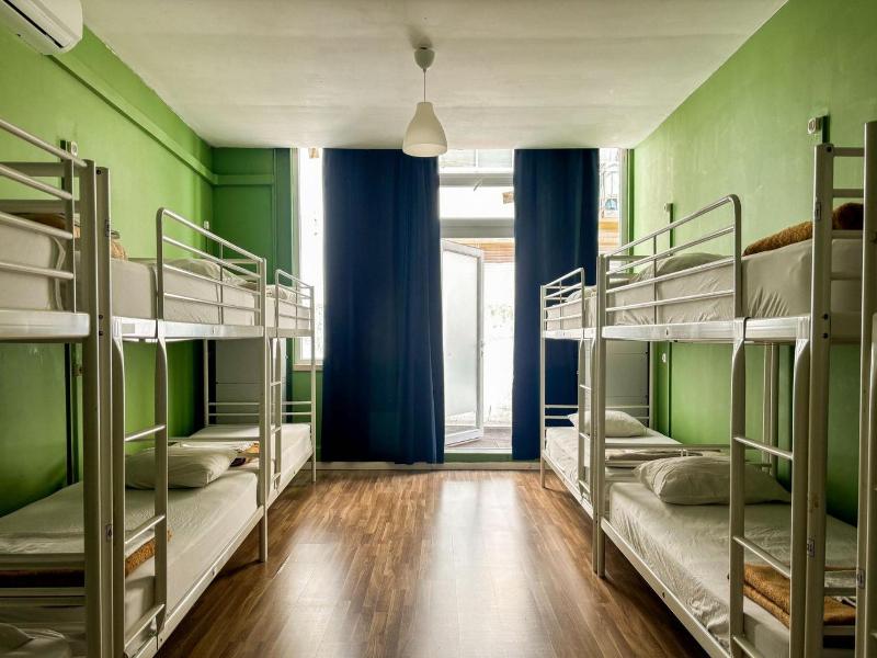 Urban Garden Hostel image