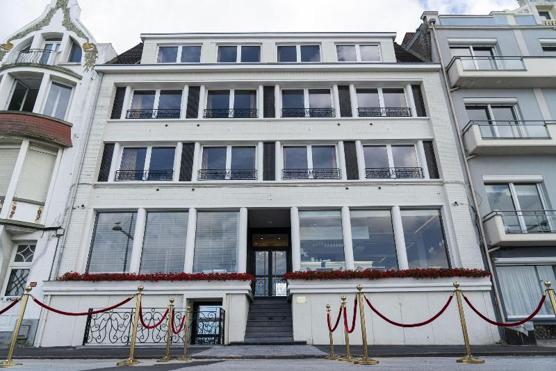 Hotel Merveilleux Côté Mer image