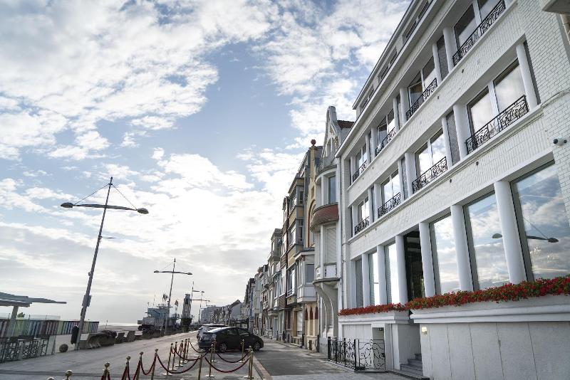 Hotel Merveilleux Côté Mer image