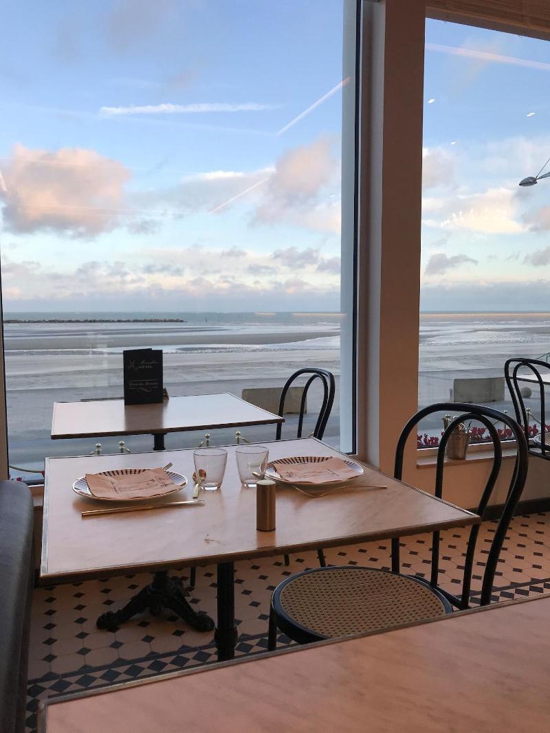 Hotel Merveilleux Côté Mer image