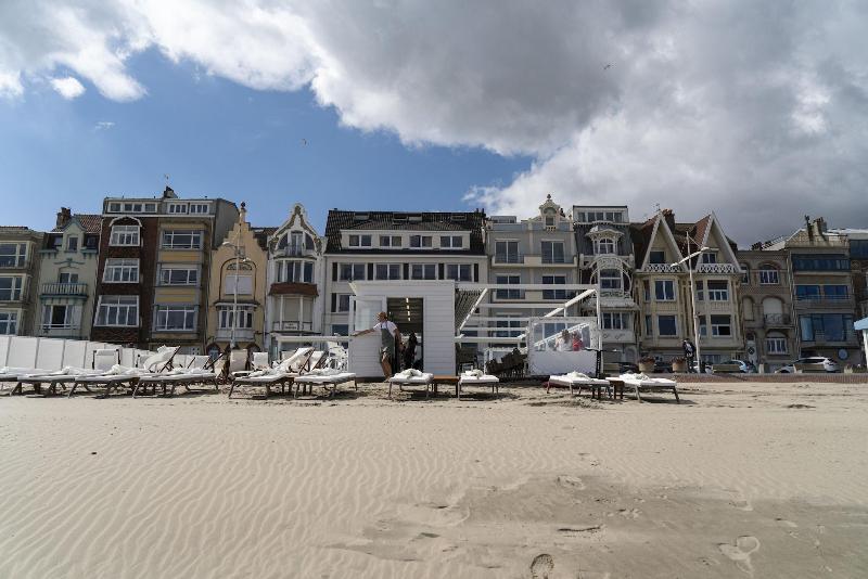 Hotel Merveilleux Côté Mer image