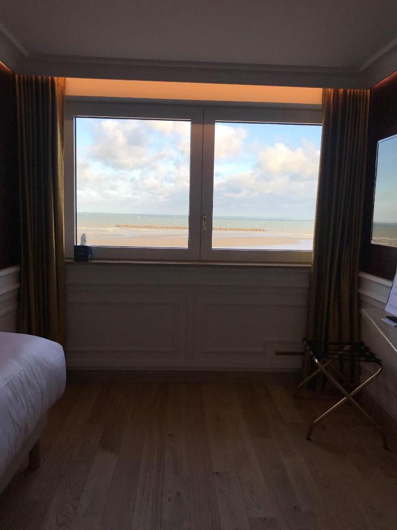Hotel Merveilleux Côté Mer image