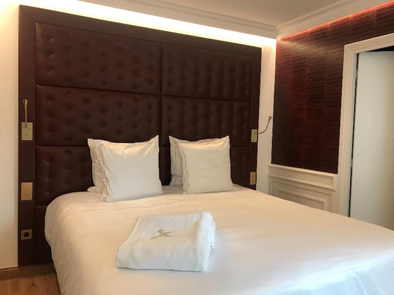 Hotel Merveilleux Côté Mer image