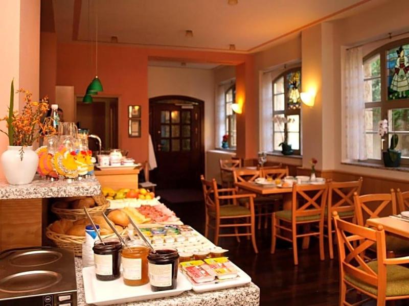 Hotel Dom-Eck image