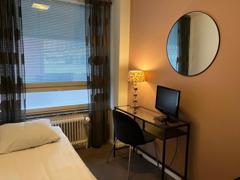Hotel Harriet image