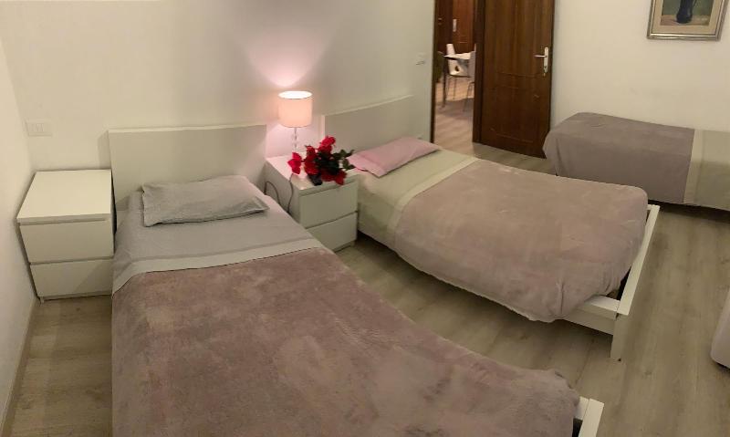 Harry's Guest House image
