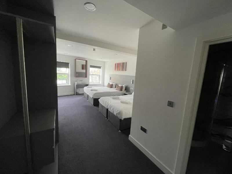 Ilford Hotel Goodmayes image
