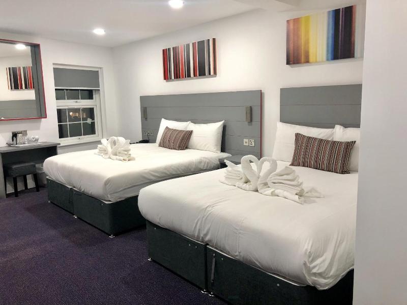Ilford Hotel Goodmayes image