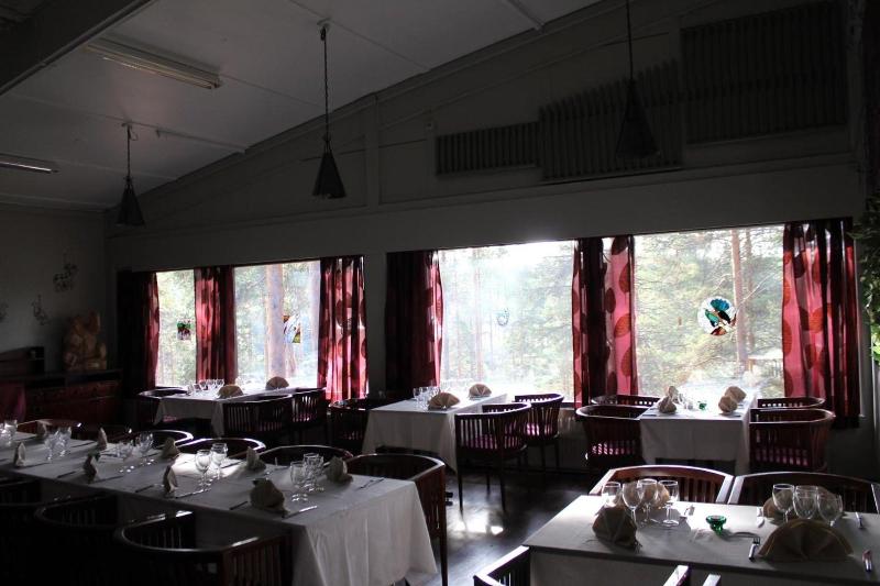 Hotel Tulikettu image