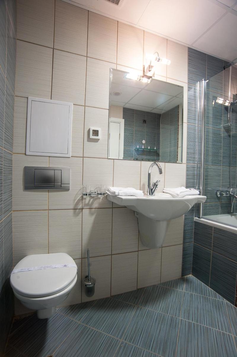 C Comfort Hotel & Wellness image