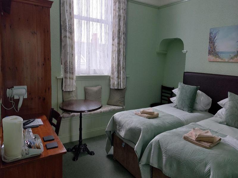 The Southcliff — general view