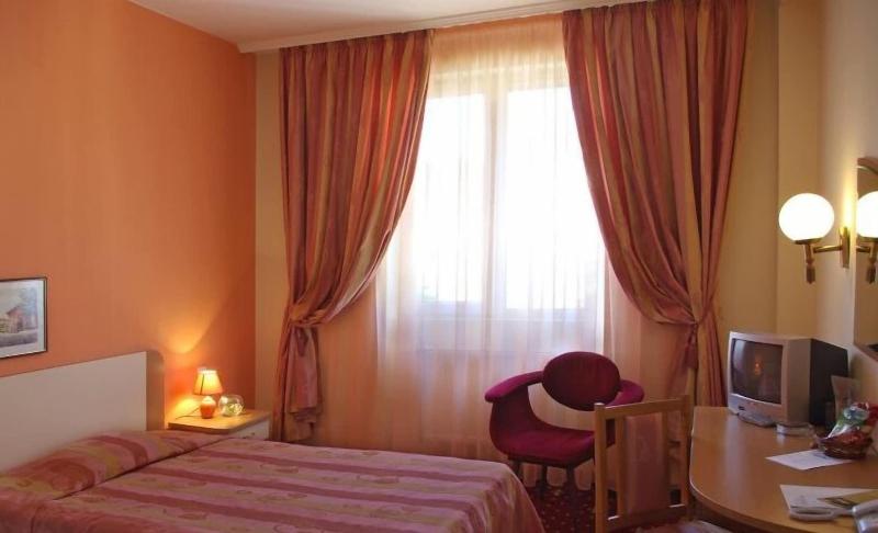 Hotel Balkan image