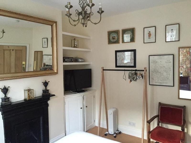17 Chilswell Road image