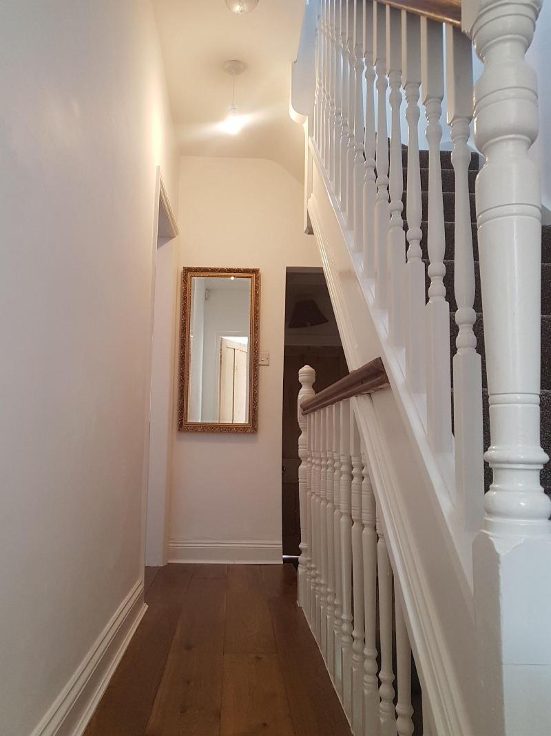 17 Chilswell Road image
