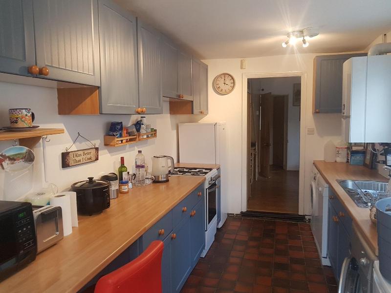 17 Chilswell Road image