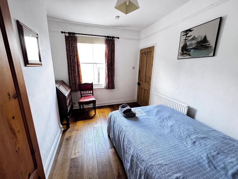 17 Chilswell Road image