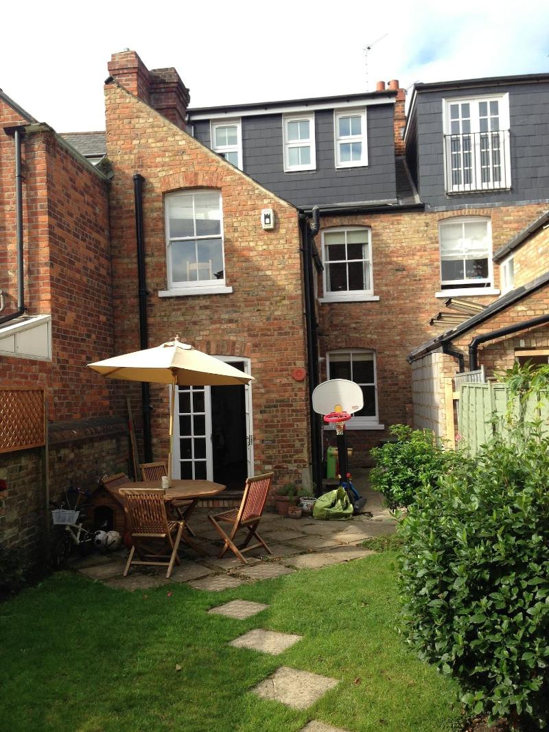 17 Chilswell Road image