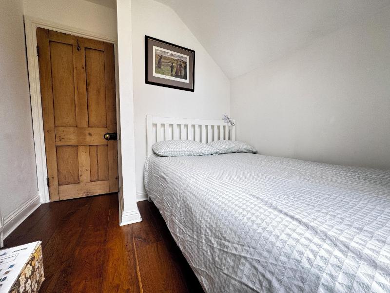 17 Chilswell Road image