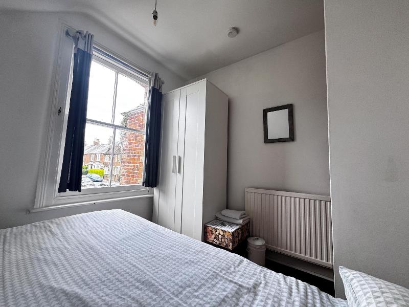 17 Chilswell Road image