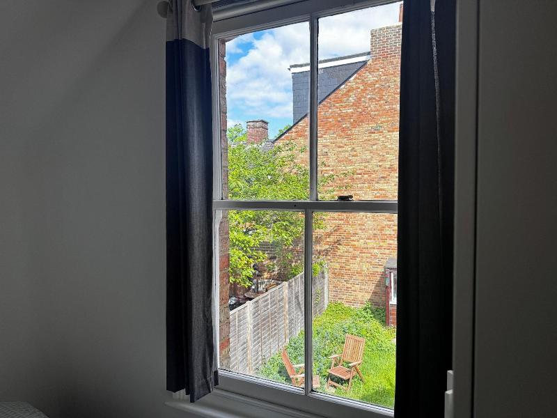 17 Chilswell Road image