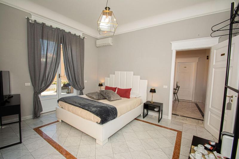 Compasso Suites image
