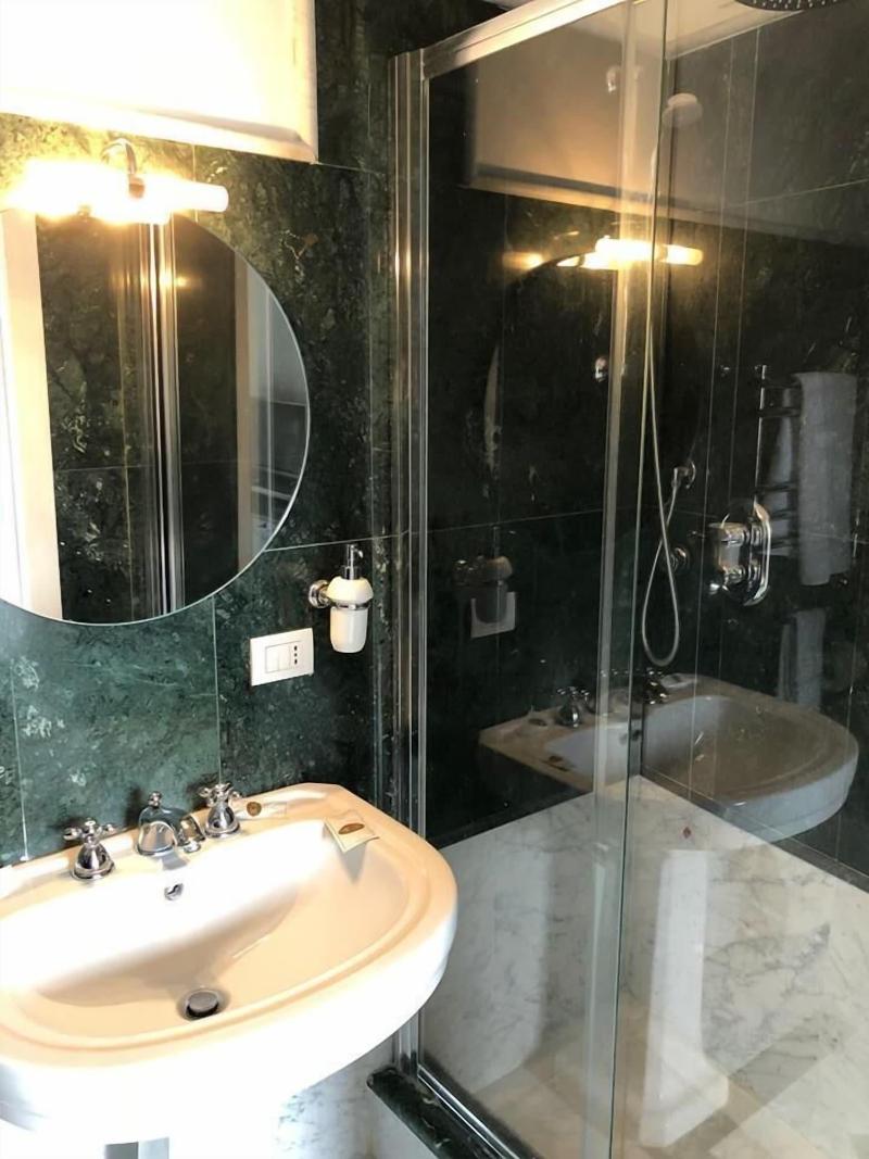Compasso Suites image