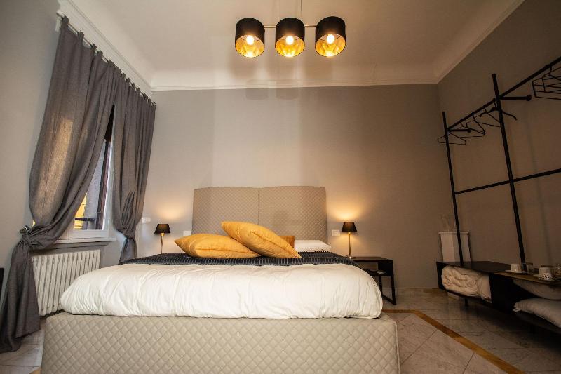 Compasso Suites image