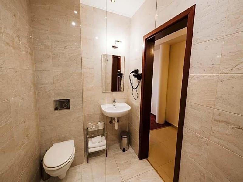 Hotel Groman image