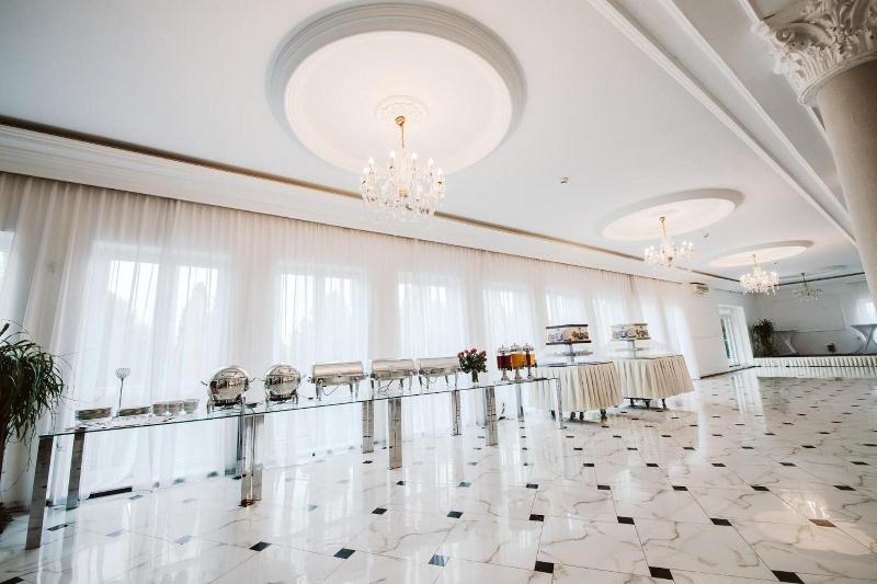 Hotel Groman image