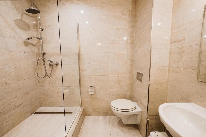 Hotel Groman image