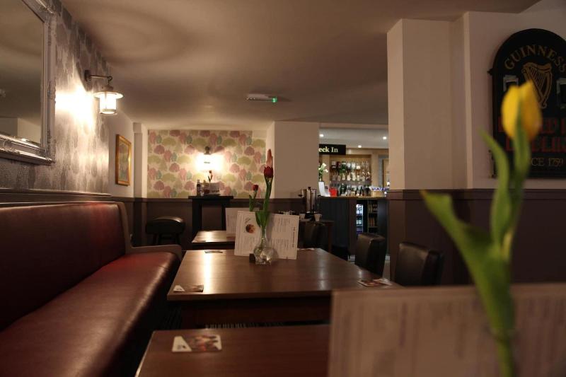 Alcester Inn image