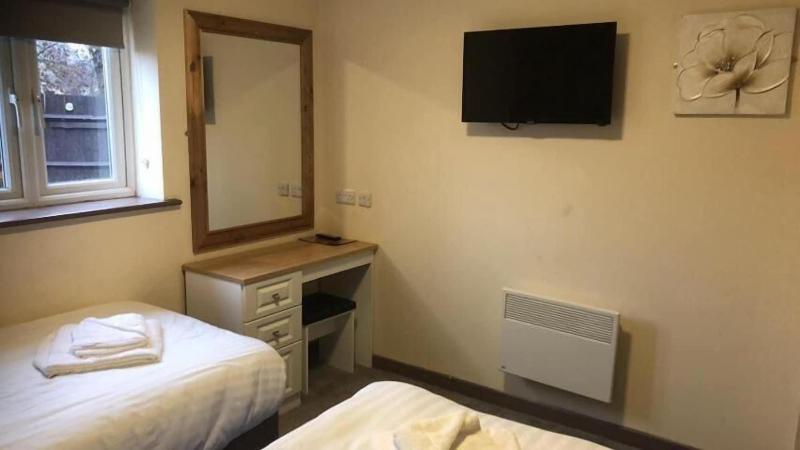 Alcester Inn image