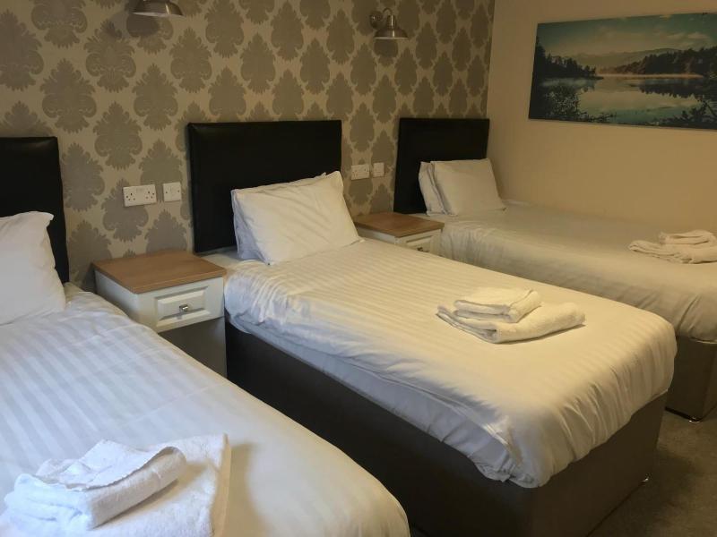 Alcester Inn image