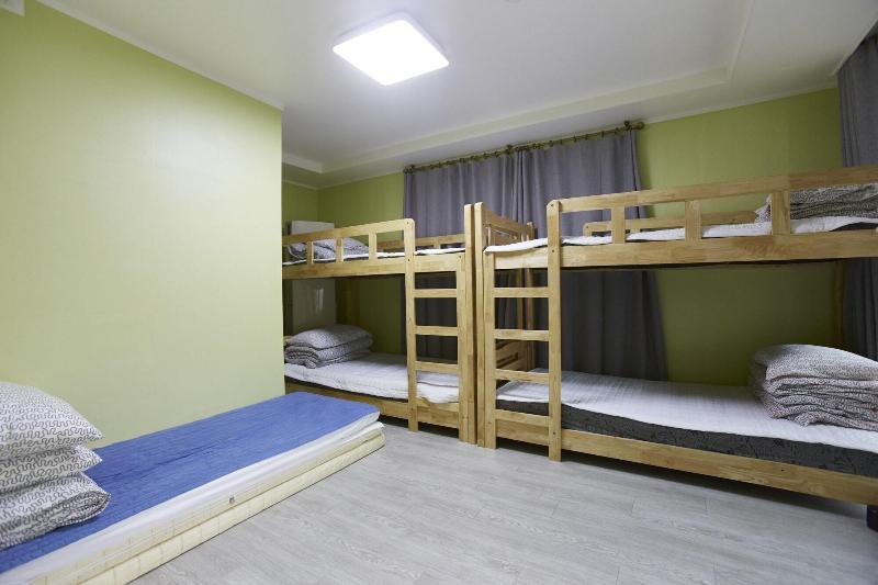 Hans House image