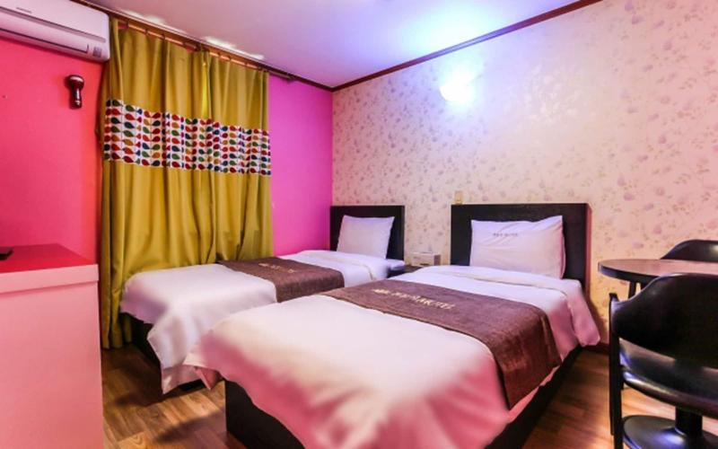 Jeongdongjin Motel image