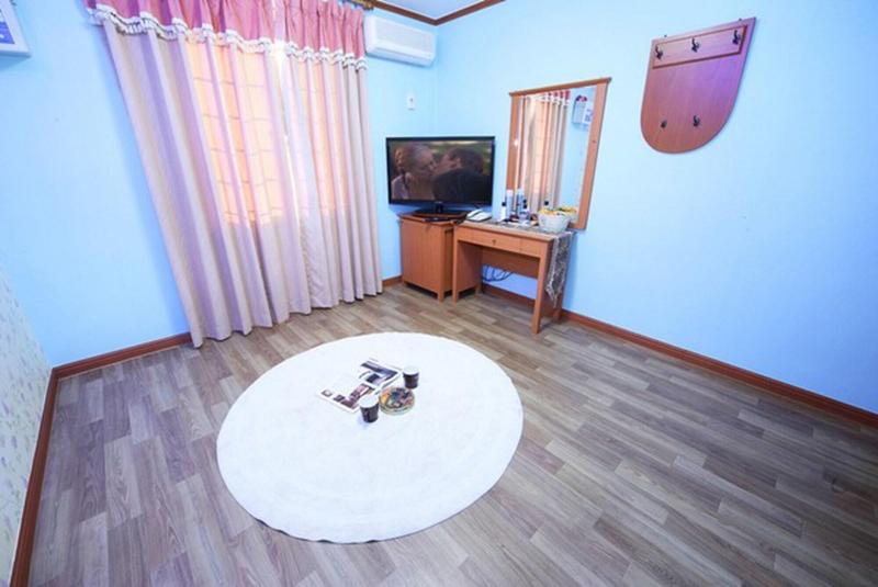 Jeongdongjin Motel image