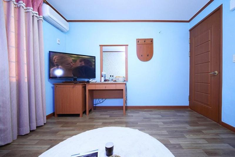 Jeongdongjin Motel image